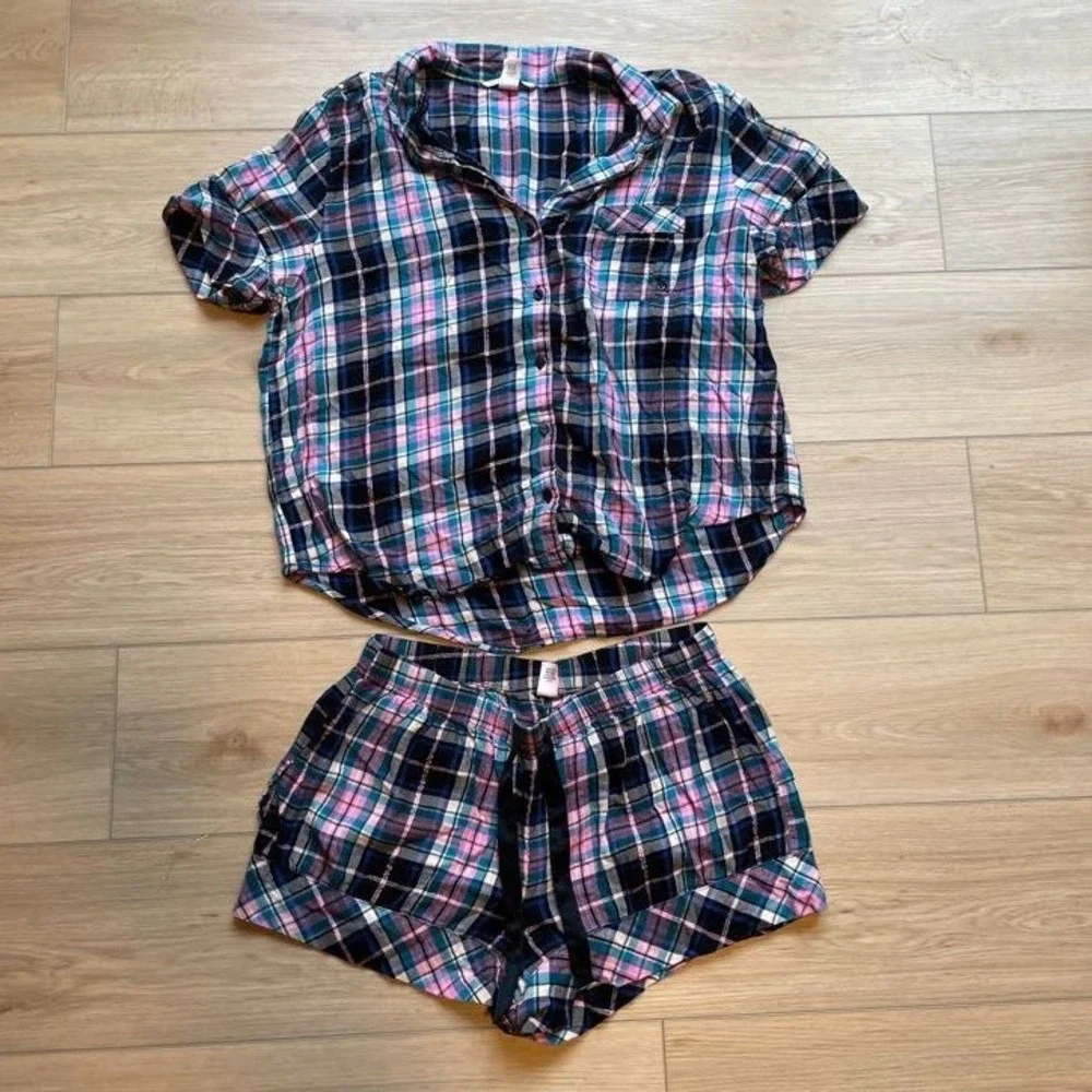 Victorias Secret Pajama Set Medium Pink Blue Plaid Short Sleeve Shorts 2pc M